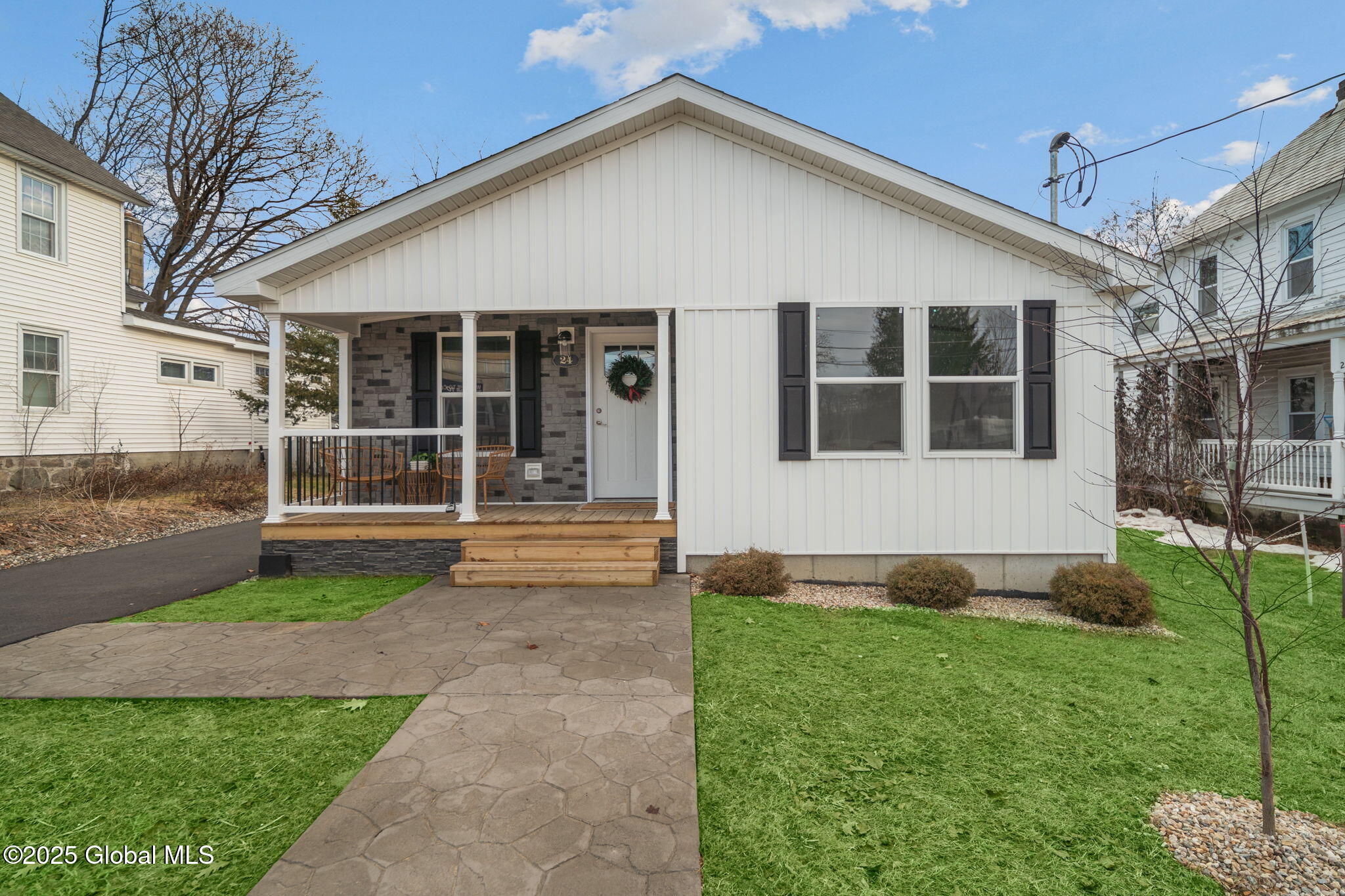 24 Oak Street, Corinth, New York image 3