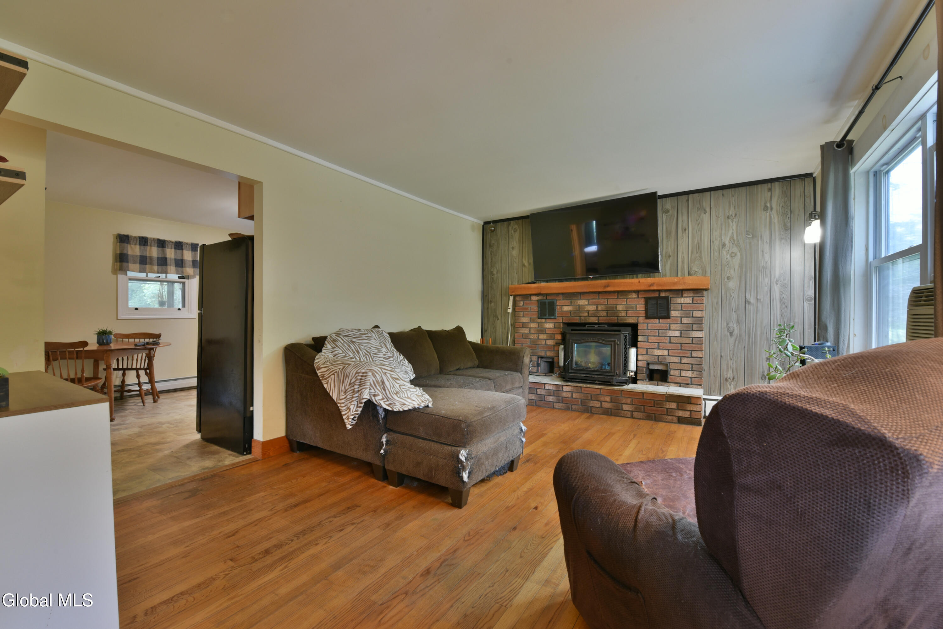 54 E River Drive
