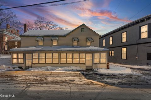 Multifamily For Sale - 115 N Washington Street<br/> Athens, NY 12015