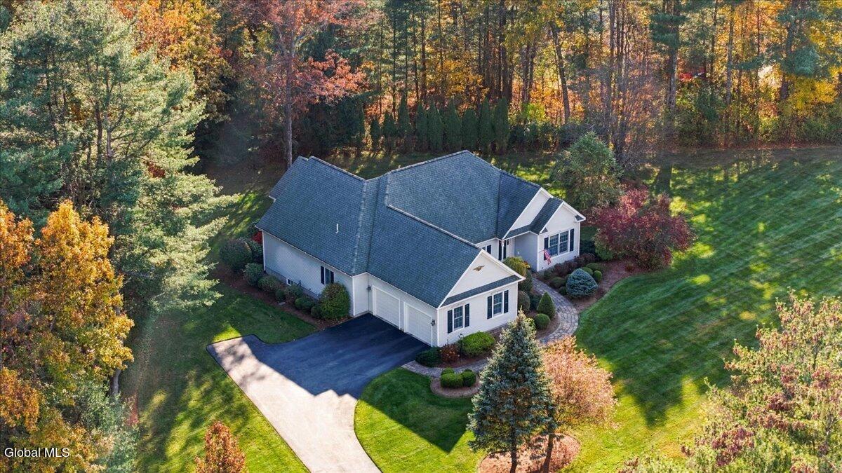 30 Noble Way