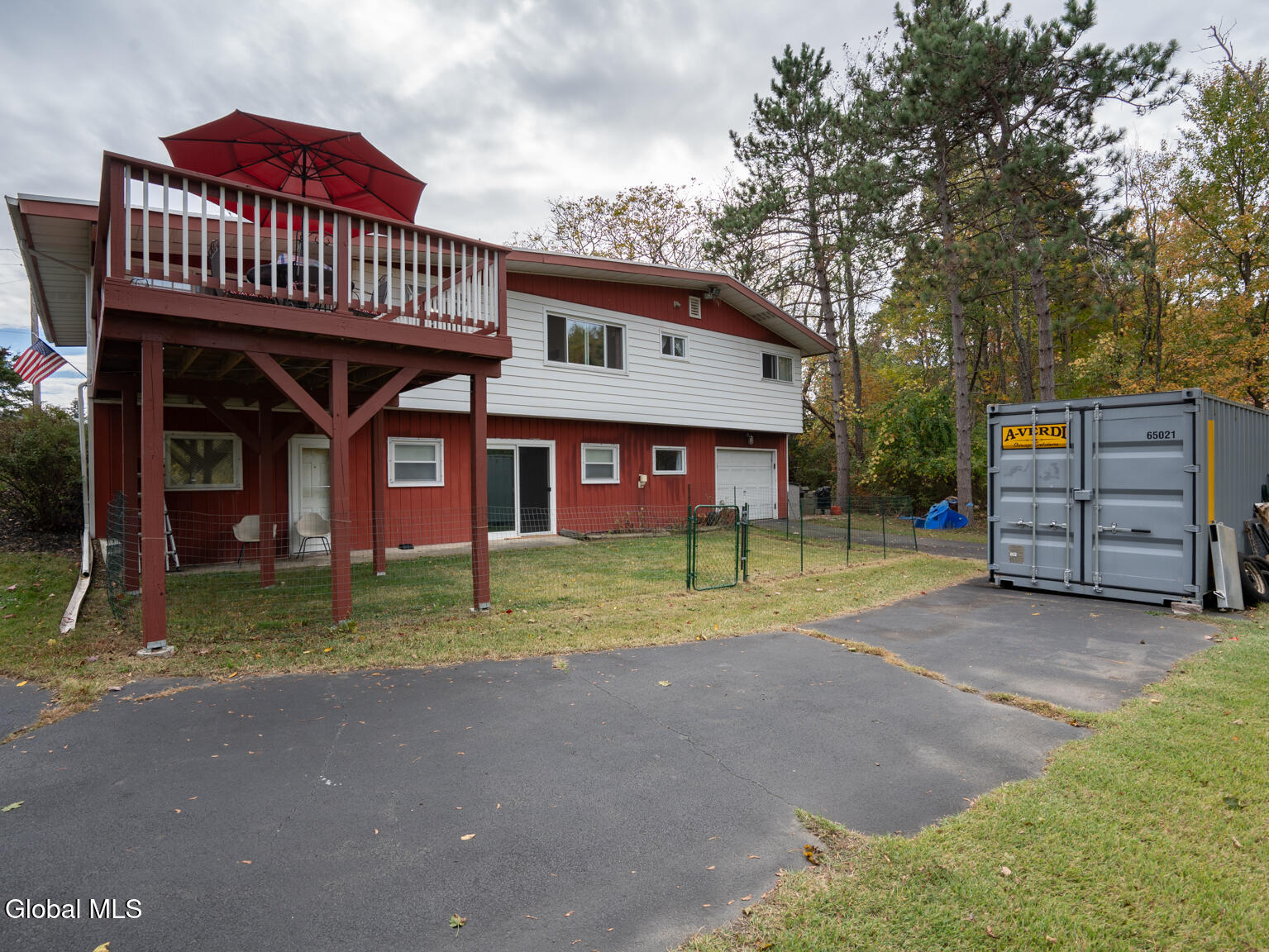 Troy, New York 12180, United States, 3 Bedrooms Bedrooms, ,2 BathroomsBathrooms,Residential,Active,227201