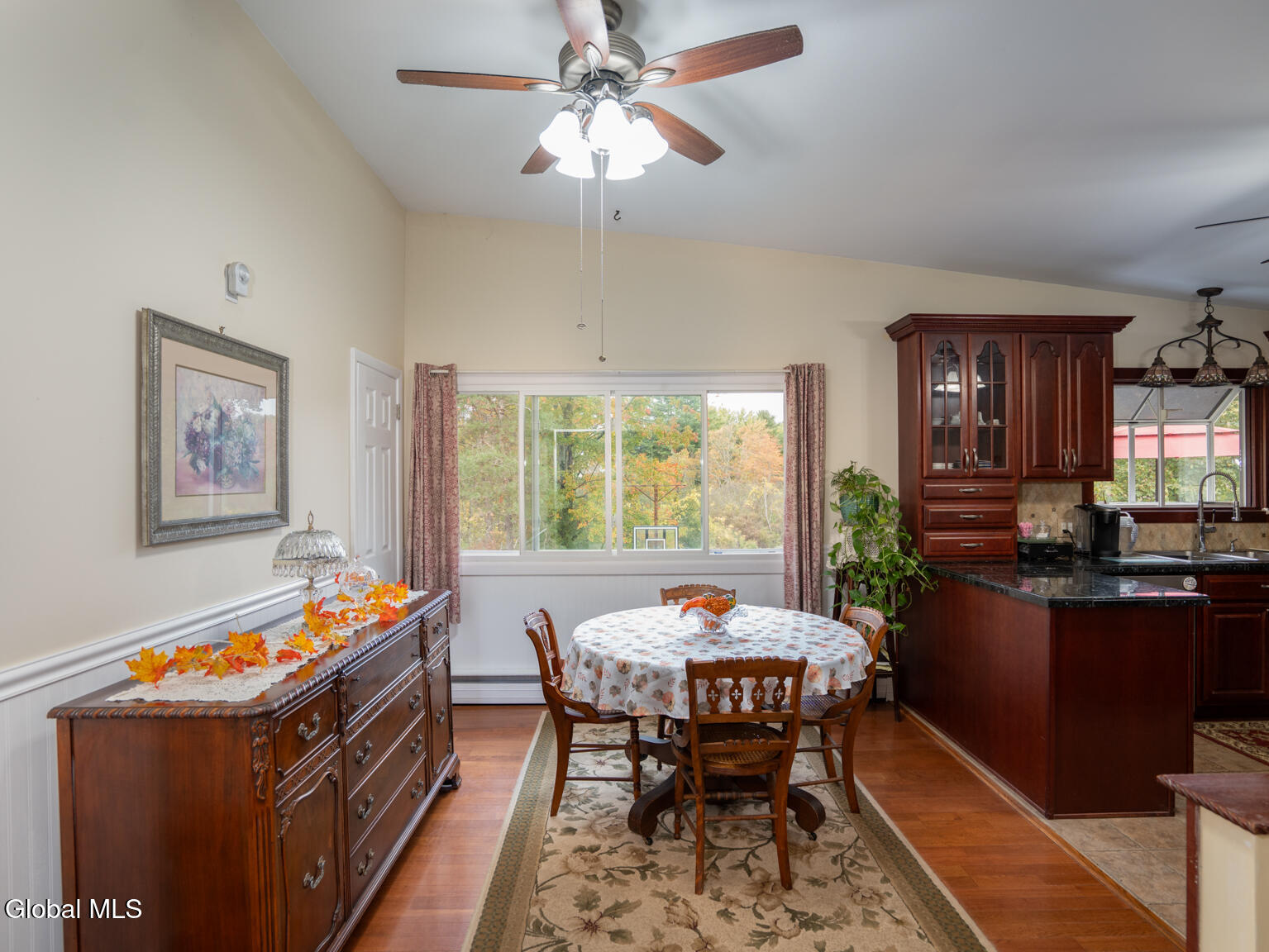 Troy, New York 12180, United States, 3 Bedrooms Bedrooms, ,2 BathroomsBathrooms,Residential,Active,227201