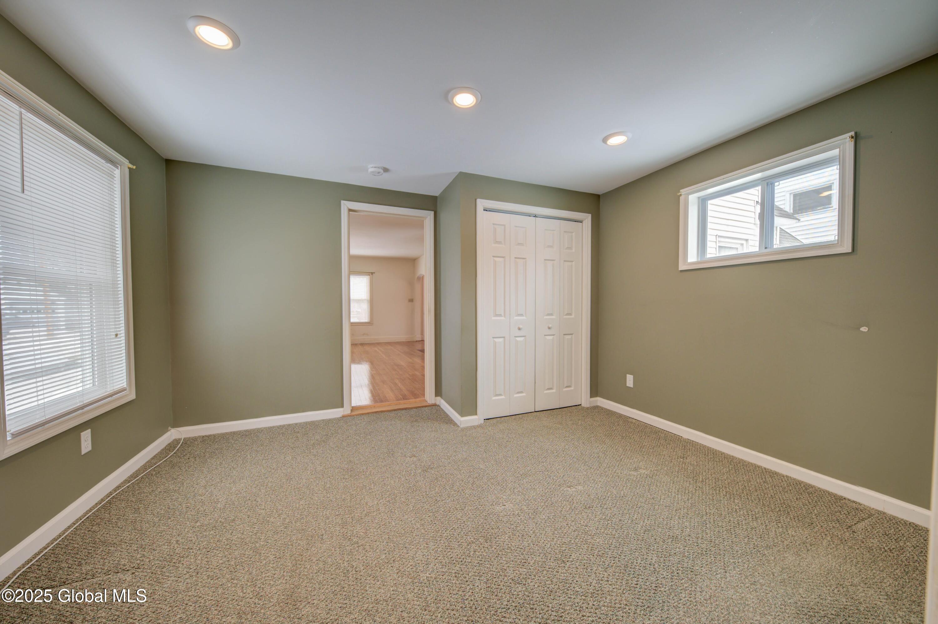 40 Newman Street, Gloversville, New York image 17