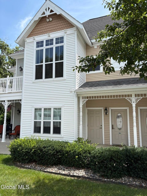 Condo For Sale - 404 Kelly Circle<br/> Albany County, Altamont, NY 12009