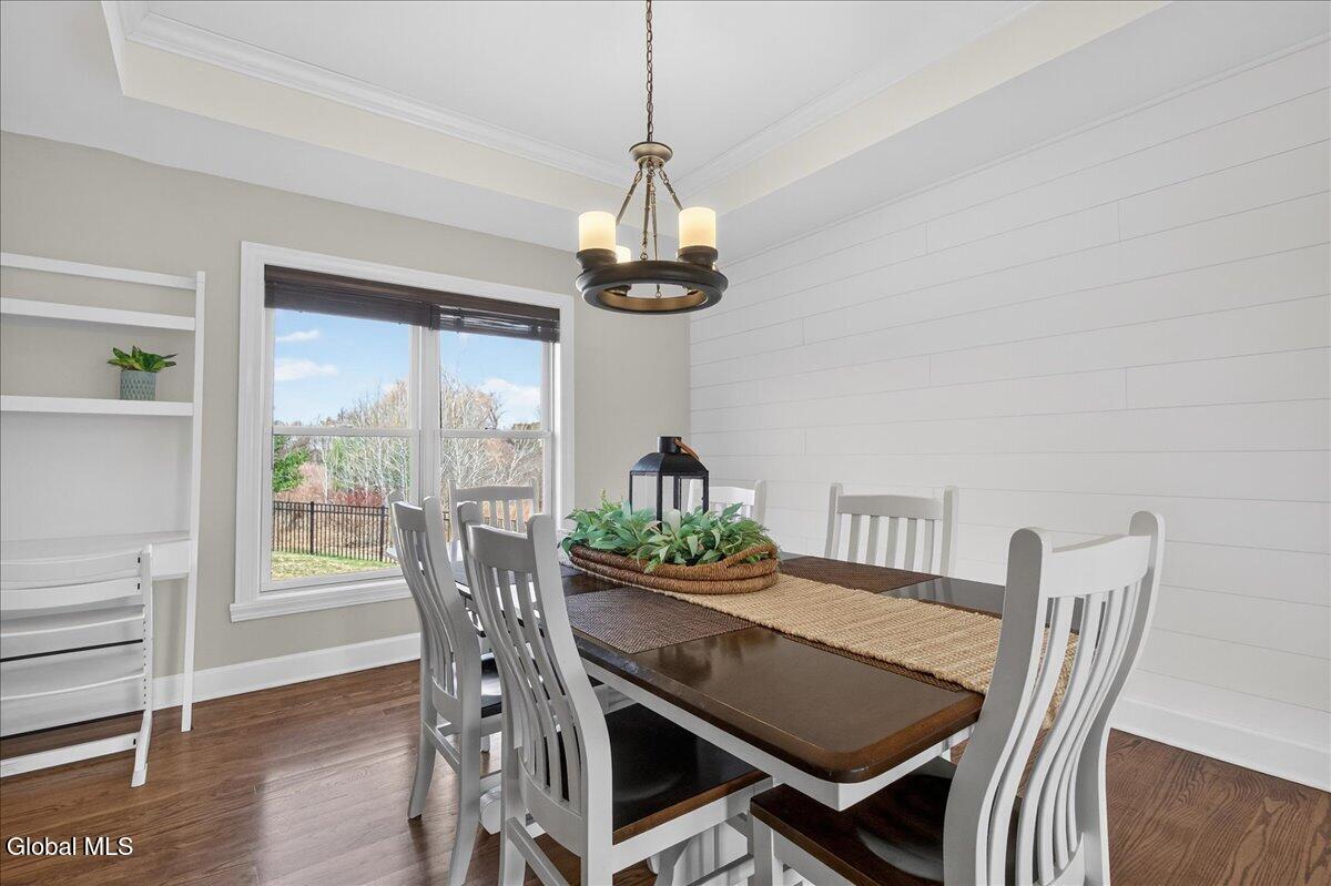 7 Rolling Hills Drive