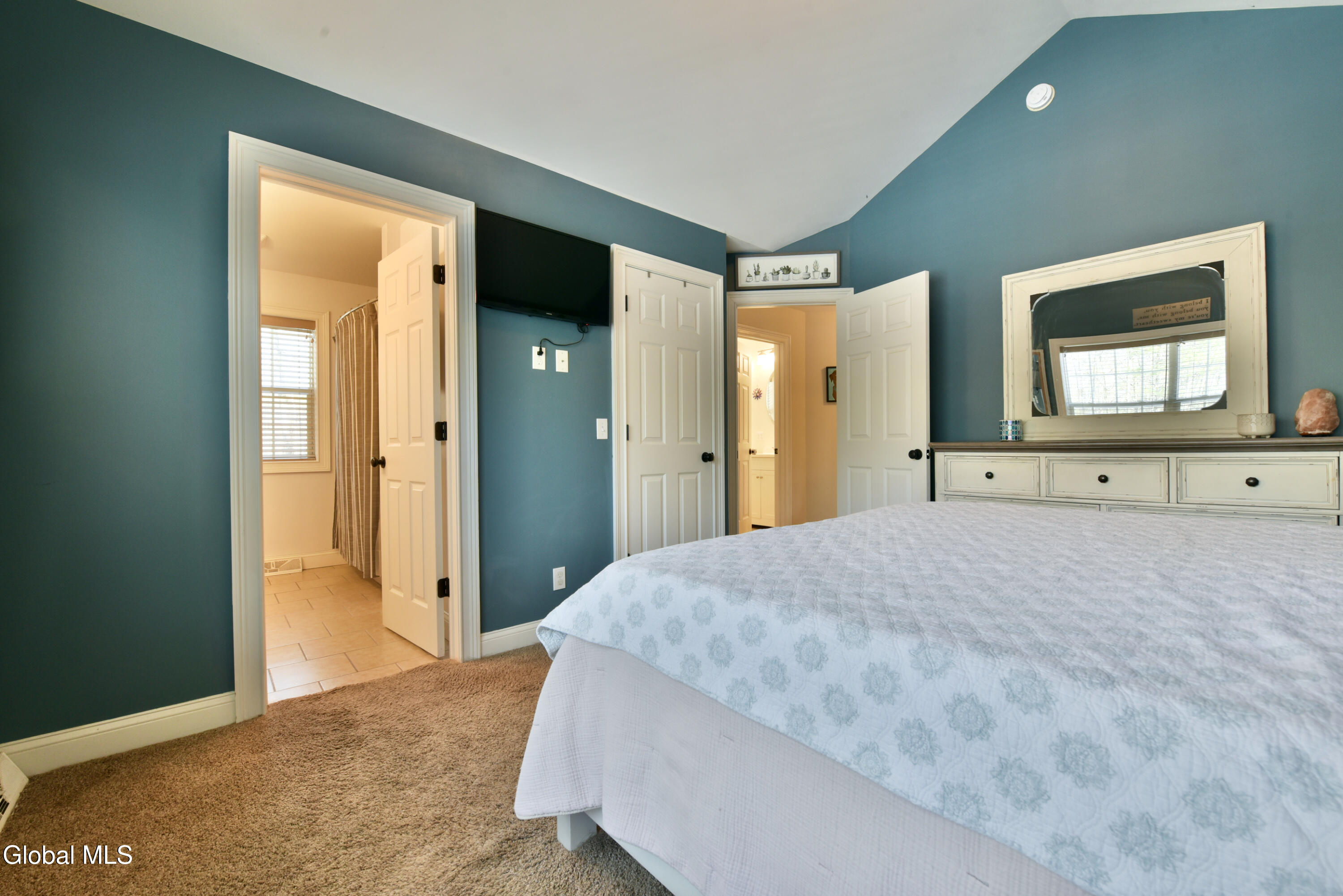 Saratoga Springs, New York 12866, United States, 3 Bedrooms Bedrooms, ,3 BathroomsBathrooms,Residential,Active,257506