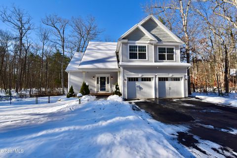 Photo of 141 Ruggles Road, Saratoga Springs, NY 12866 (MLS # 202530985)