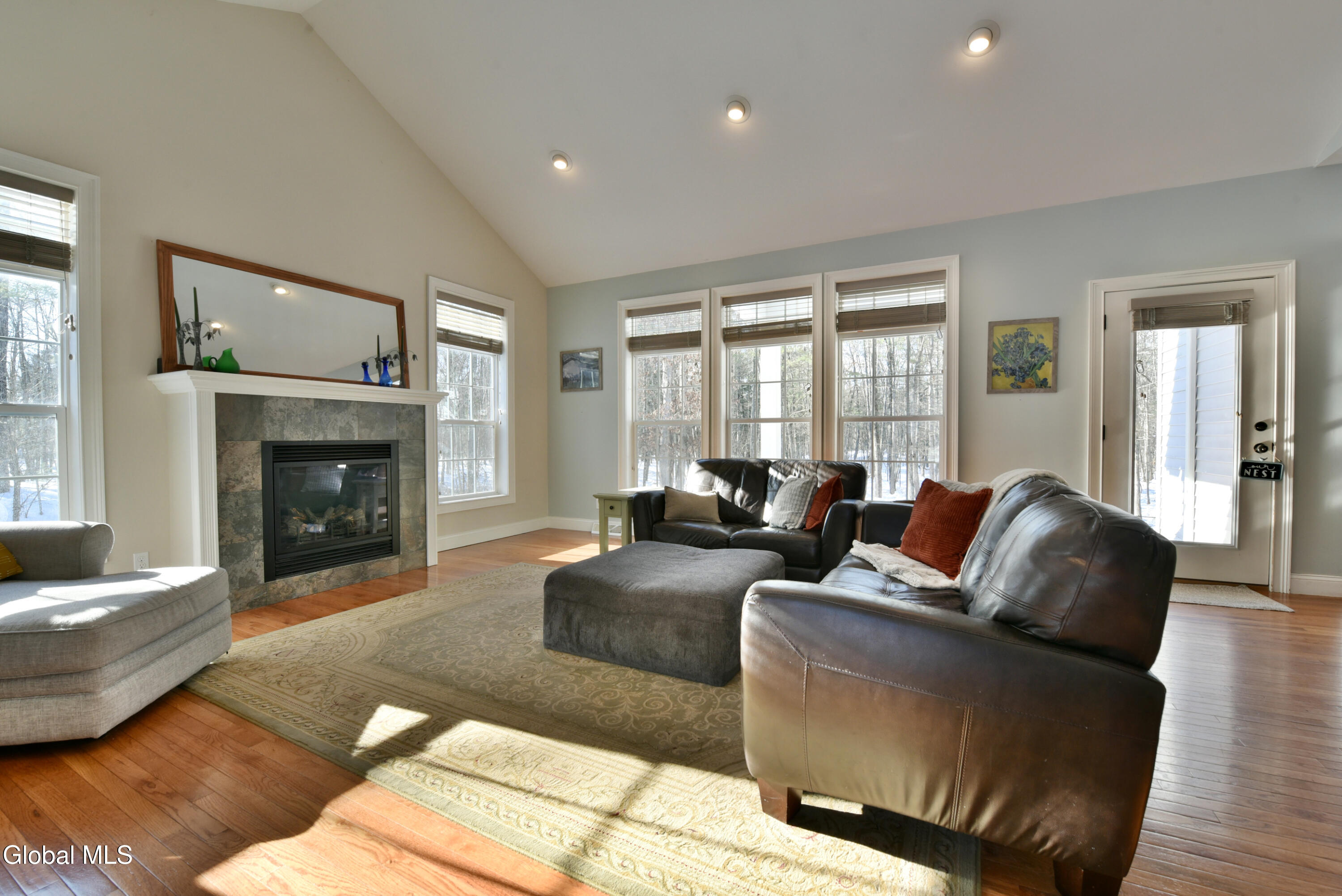 Saratoga Springs, New York 12866, United States, 3 Bedrooms Bedrooms, ,3 BathroomsBathrooms,Residential,Active,257506