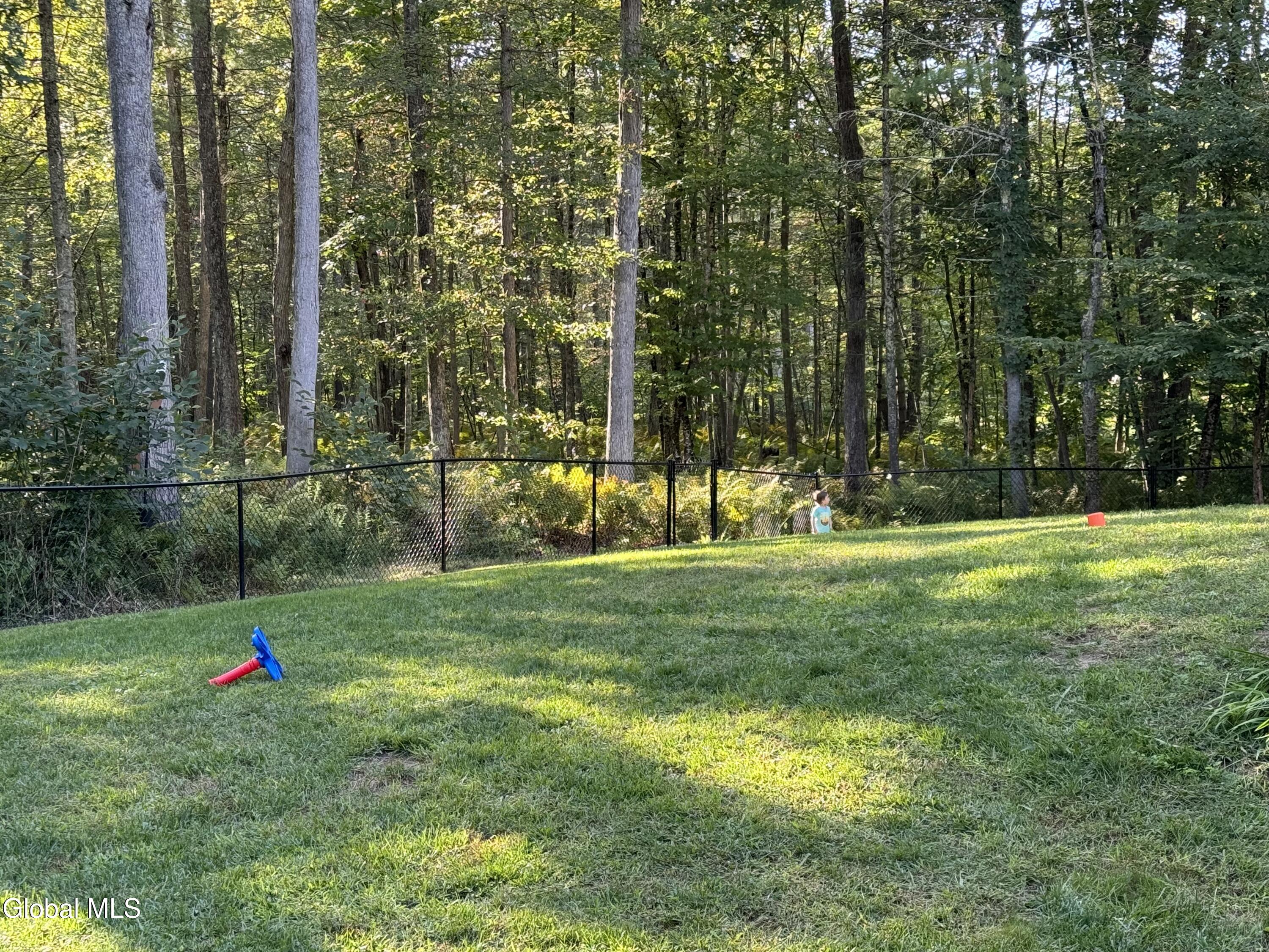 Saratoga Springs, New York 12866, United States, 3 Bedrooms Bedrooms, ,3 BathroomsBathrooms,Residential,Active,257506