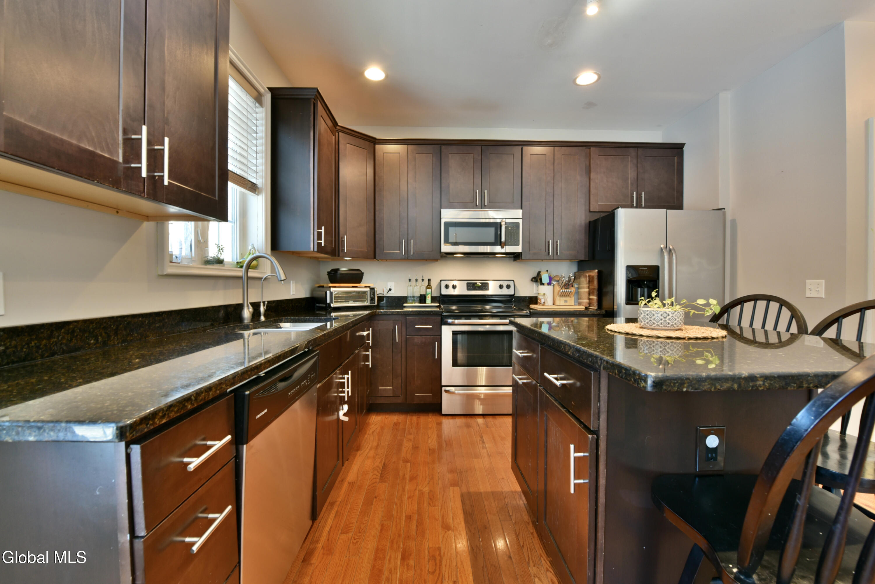 Saratoga Springs, New York 12866, United States, 3 Bedrooms Bedrooms, ,3 BathroomsBathrooms,Residential,Active,257506