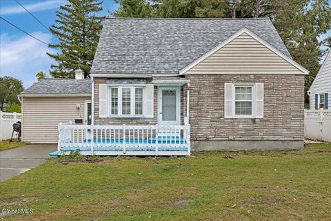 Photo of 126 Osborne Road, Colonie, NY 12205 (MLS # 202625539)