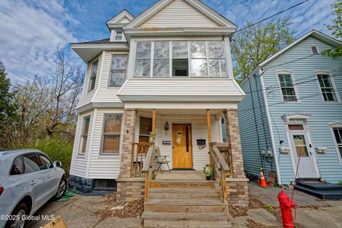 Photo of 16 Paulding Street, Schenectady, NY 12308 (MLS # 202516693)