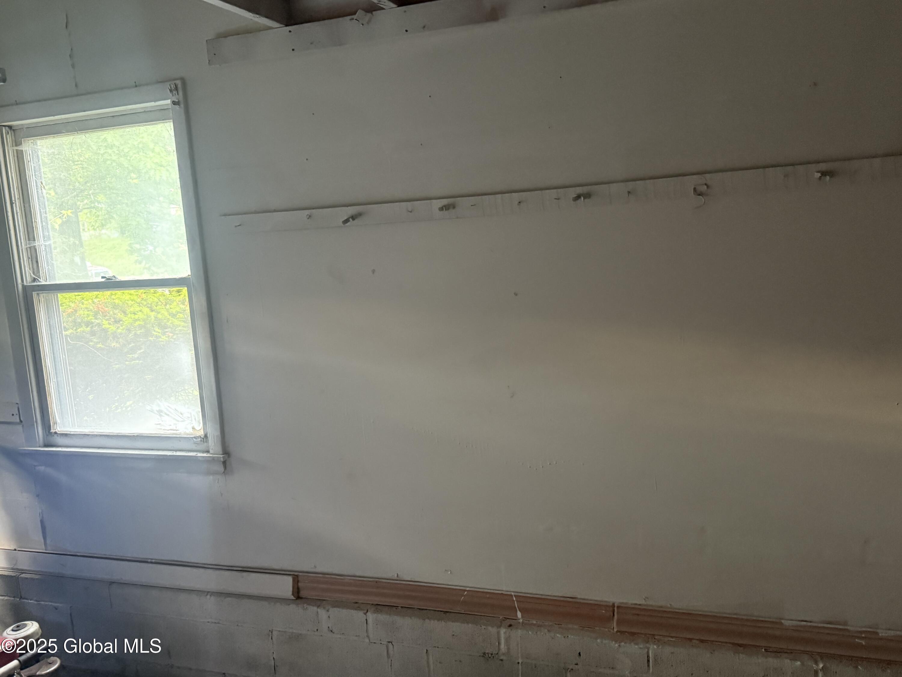 63 Ormond Street, Albany, New York image 30
