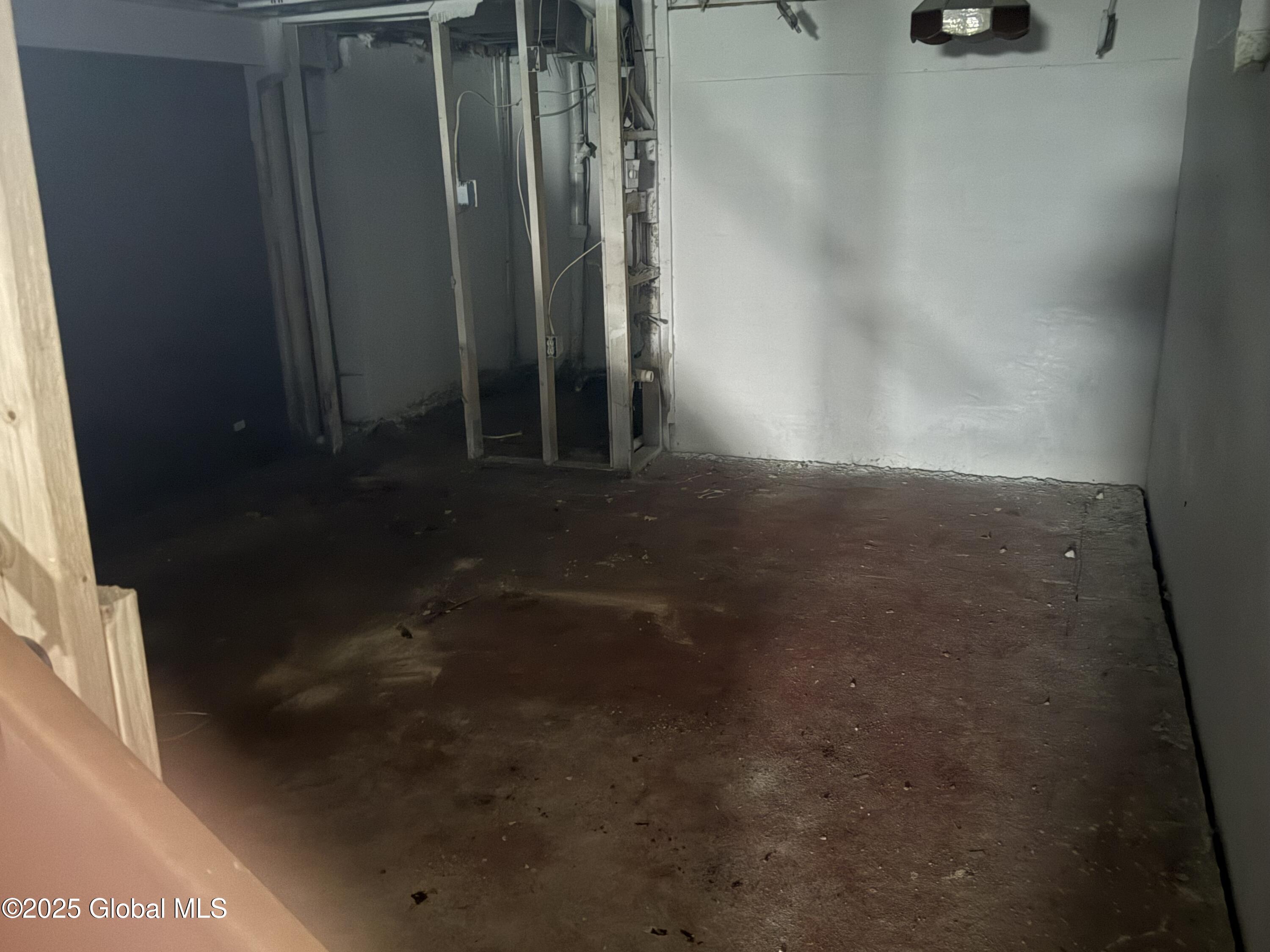 63 Ormond Street, Albany, New York image 22