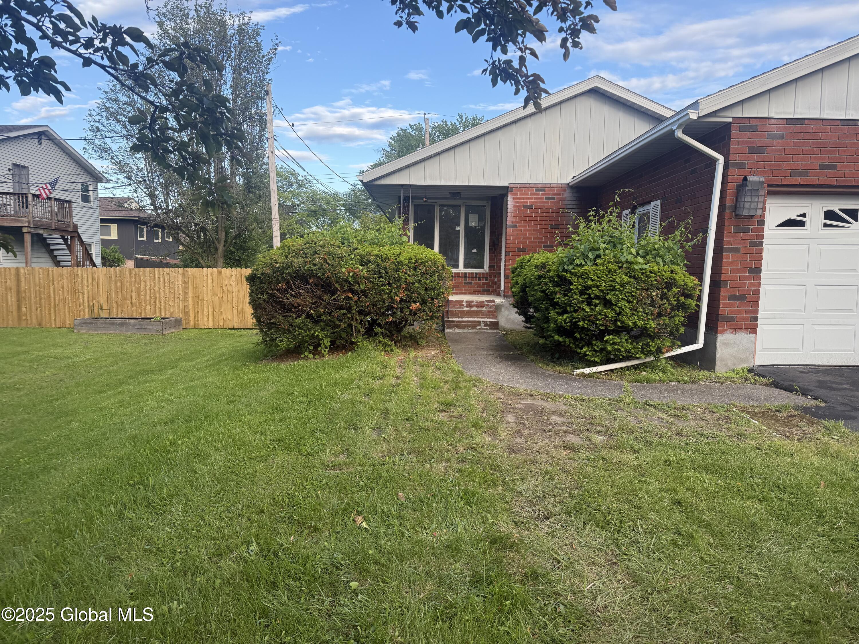 63 Ormond Street, Albany, New York image 3