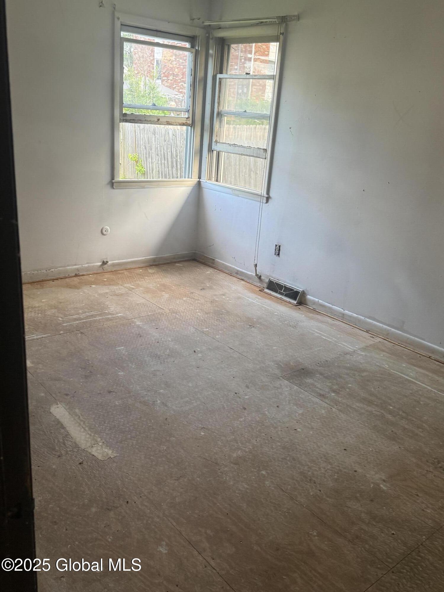 63 Ormond Street, Albany, New York image 14