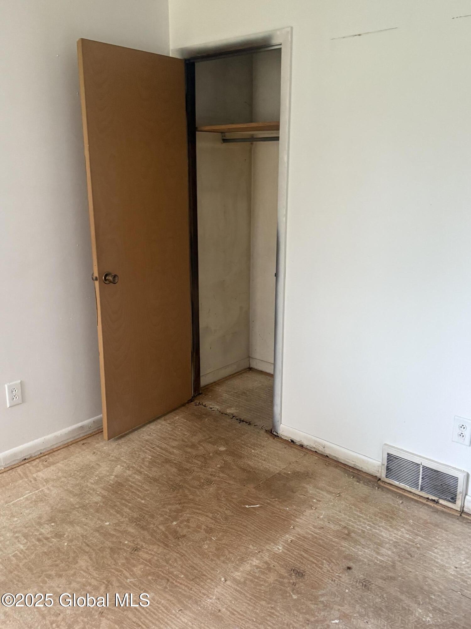 63 Ormond Street, Albany, New York image 37