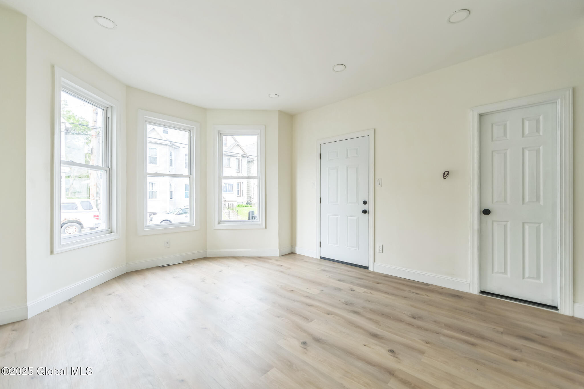 747 Eastern Avenue, Schenectady, New York image 2