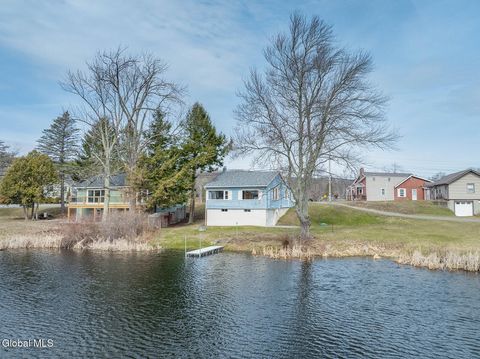 Homes For Sale - 15 Pond Way<br/> Washington County, Cambridge, NY 12816