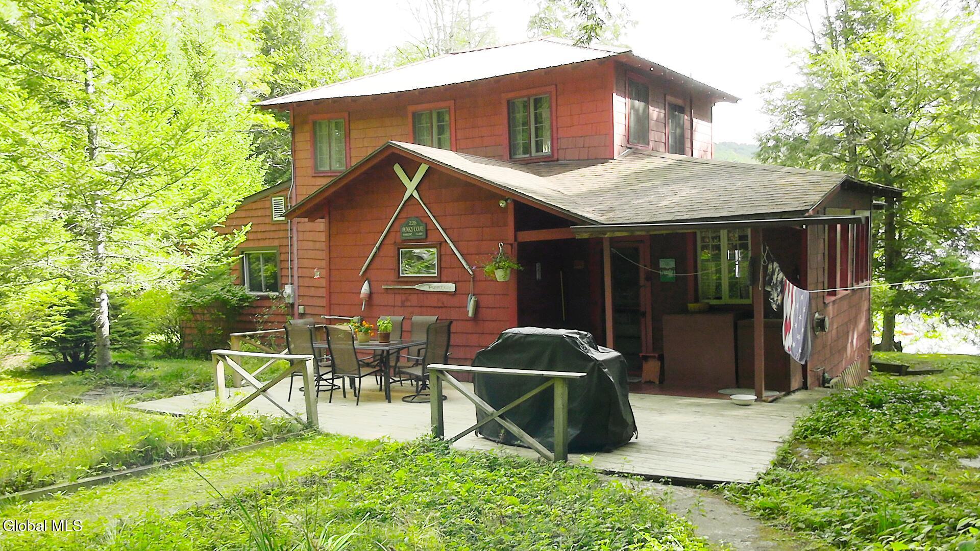 Caroga Lake, New York 12032, United States, 5 Bedrooms Bedrooms, ,3 BathroomsBathrooms,Residential,Active,212023