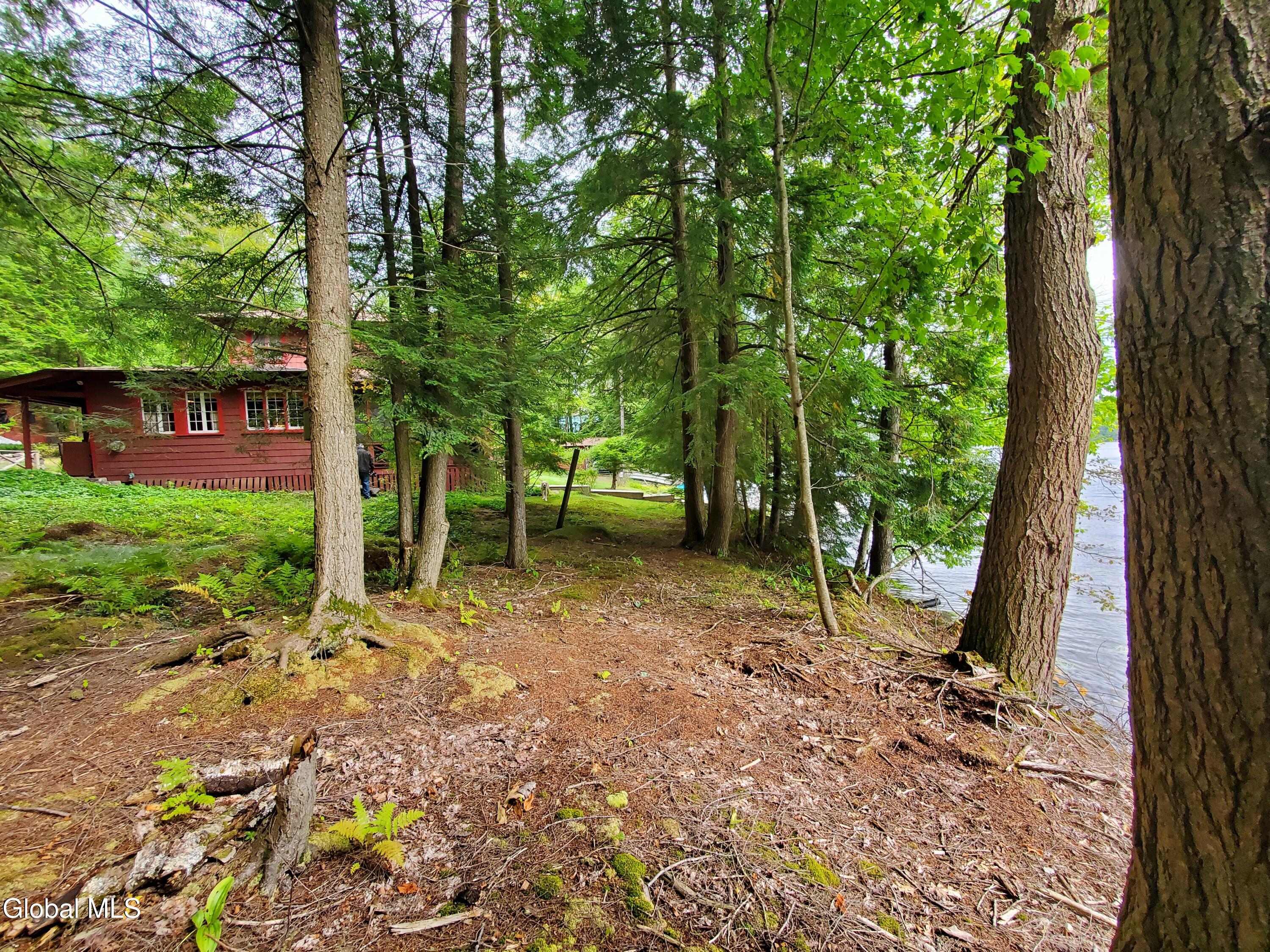 Caroga Lake, New York 12032, United States, 5 Bedrooms Bedrooms, ,3 BathroomsBathrooms,Residential,Active,212023