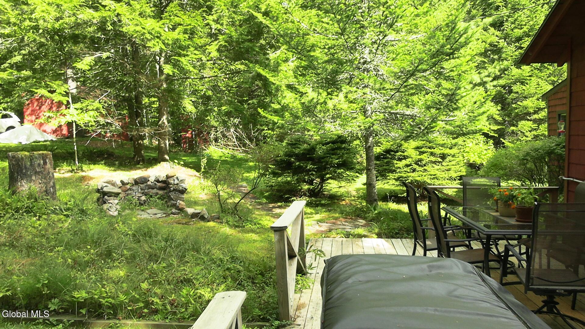 Caroga Lake, New York 12032, United States, 5 Bedrooms Bedrooms, ,3 BathroomsBathrooms,Residential,Active,212023