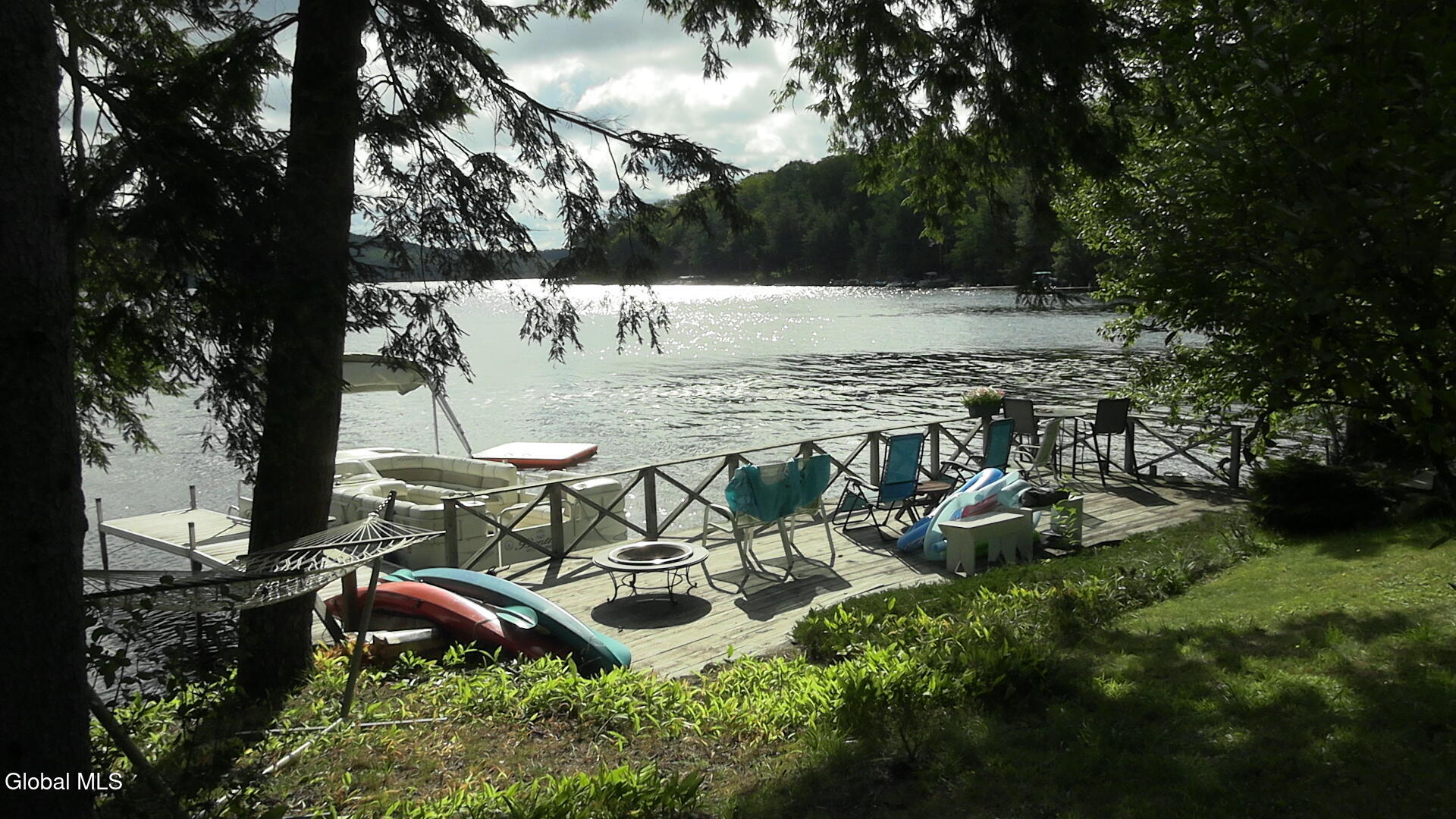 Caroga Lake, New York 12032, United States, 5 Bedrooms Bedrooms, ,3 BathroomsBathrooms,Residential,Active,212023