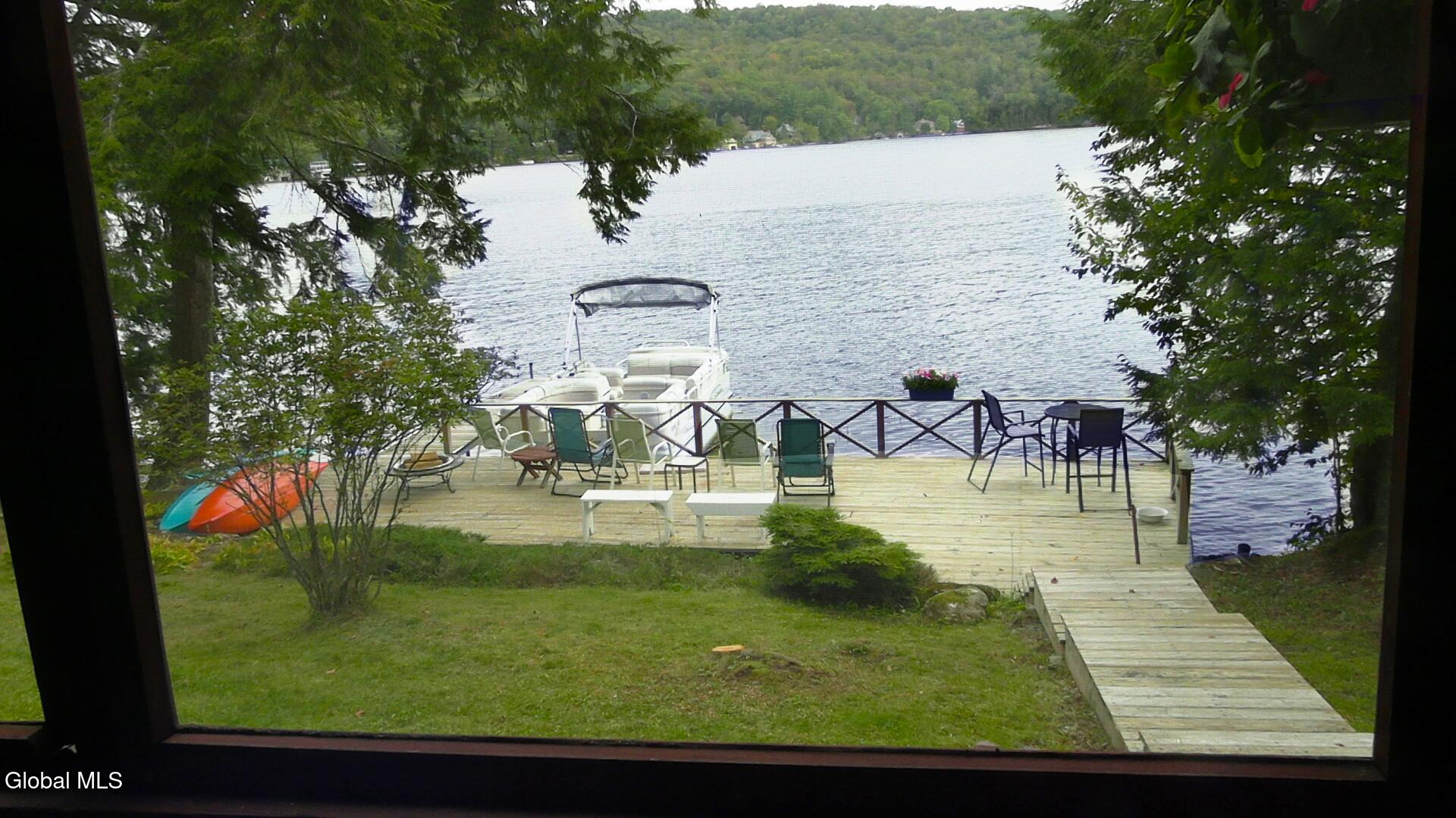 Caroga Lake, New York 12032, United States, 5 Bedrooms Bedrooms, ,3 BathroomsBathrooms,Residential,Active,212023