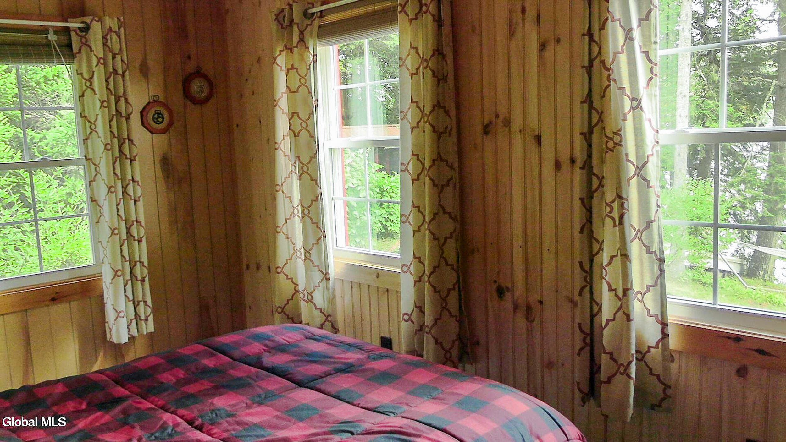 Caroga Lake, New York 12032, United States, 5 Bedrooms Bedrooms, ,3 BathroomsBathrooms,Residential,Active,212023