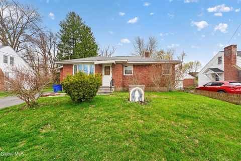 Photo of 19 Pleasantview Avenue, Albany, NY 12203 (MLS # 202615282)