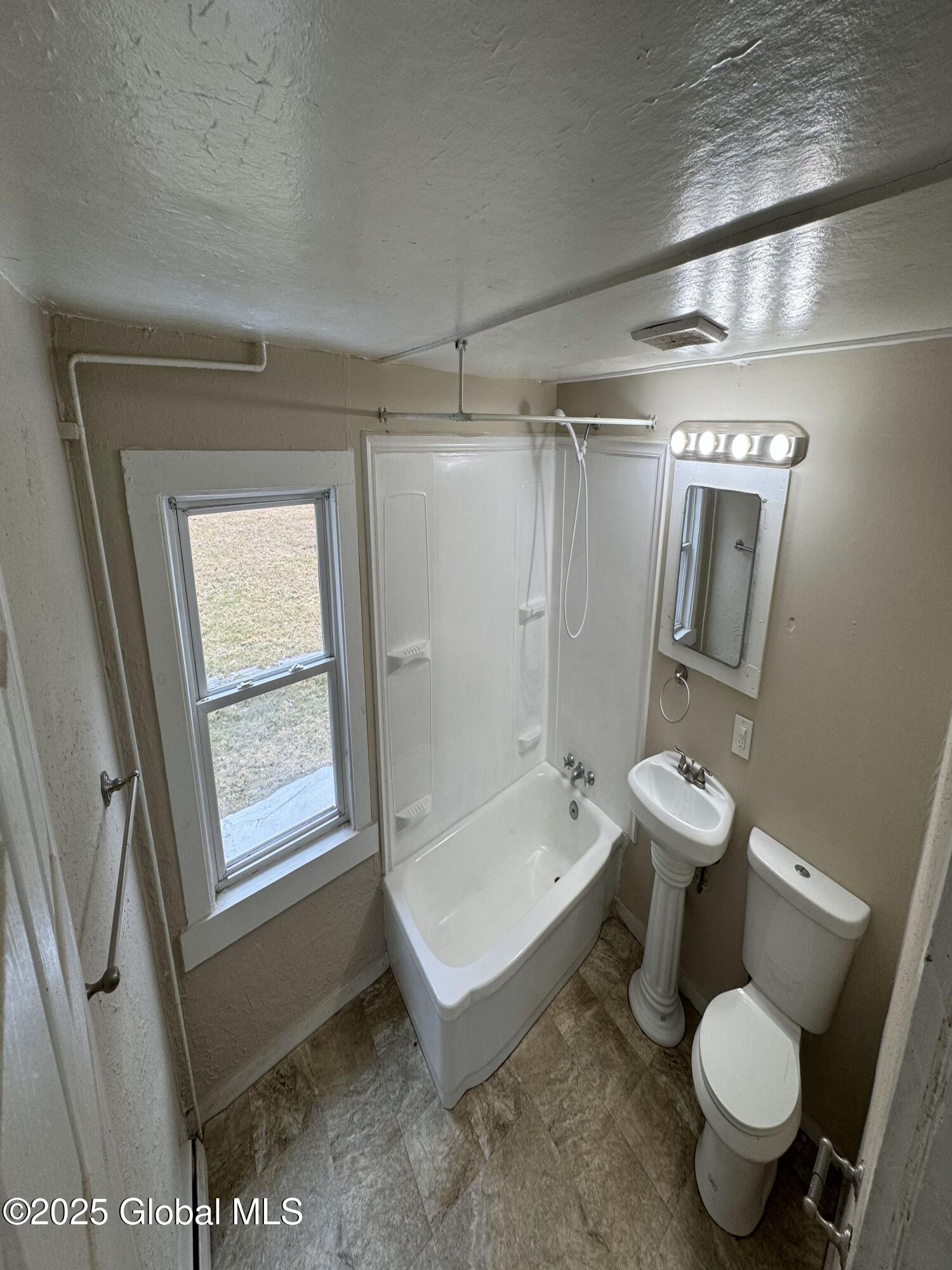 751 Central Nassau Road, East Nassau, New York image 12
