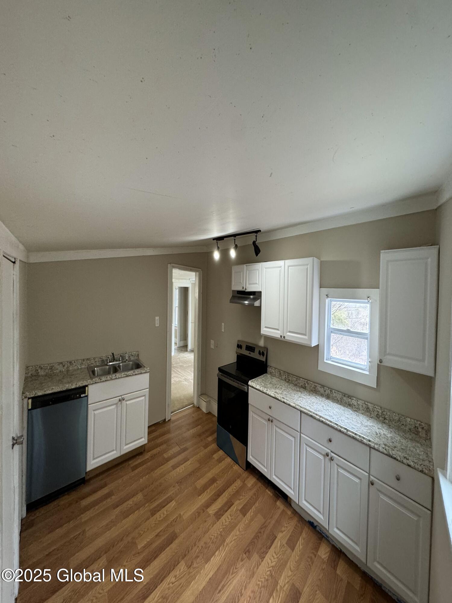 751 Central Nassau Road, East Nassau, New York image 10