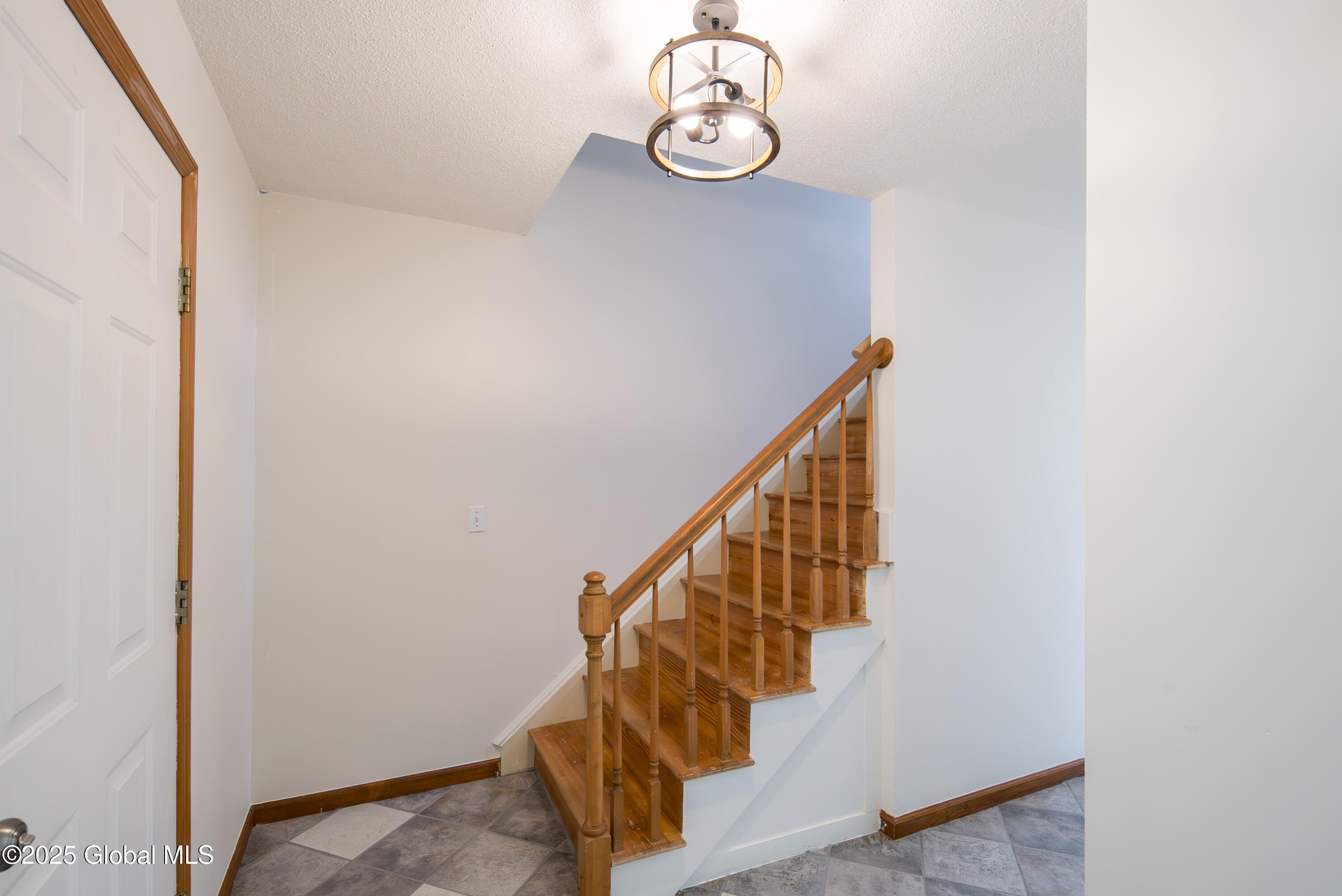 61 Esopus Drive, Clifton Park, New York image 22