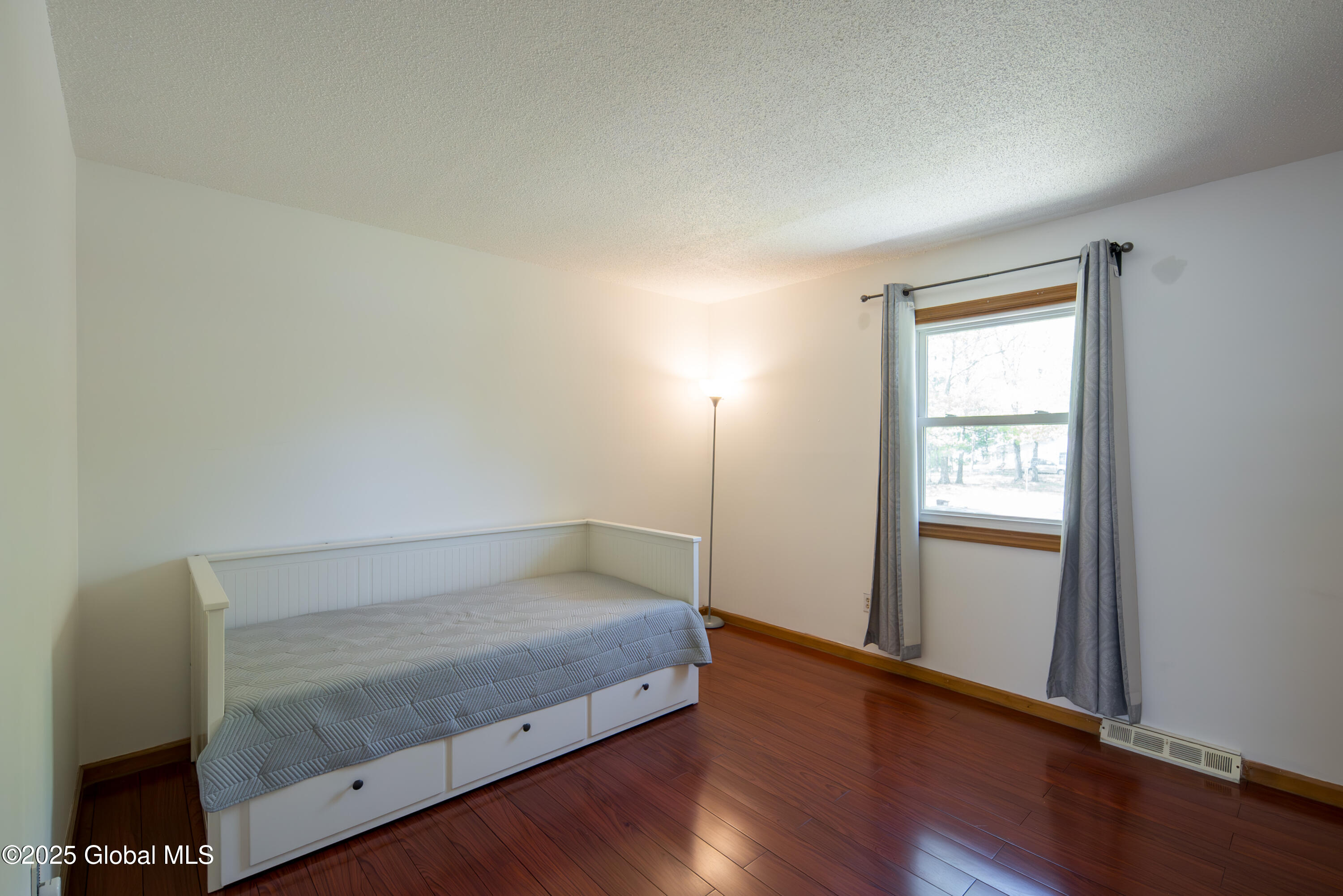 61 Esopus Drive, Clifton Park, New York image 23