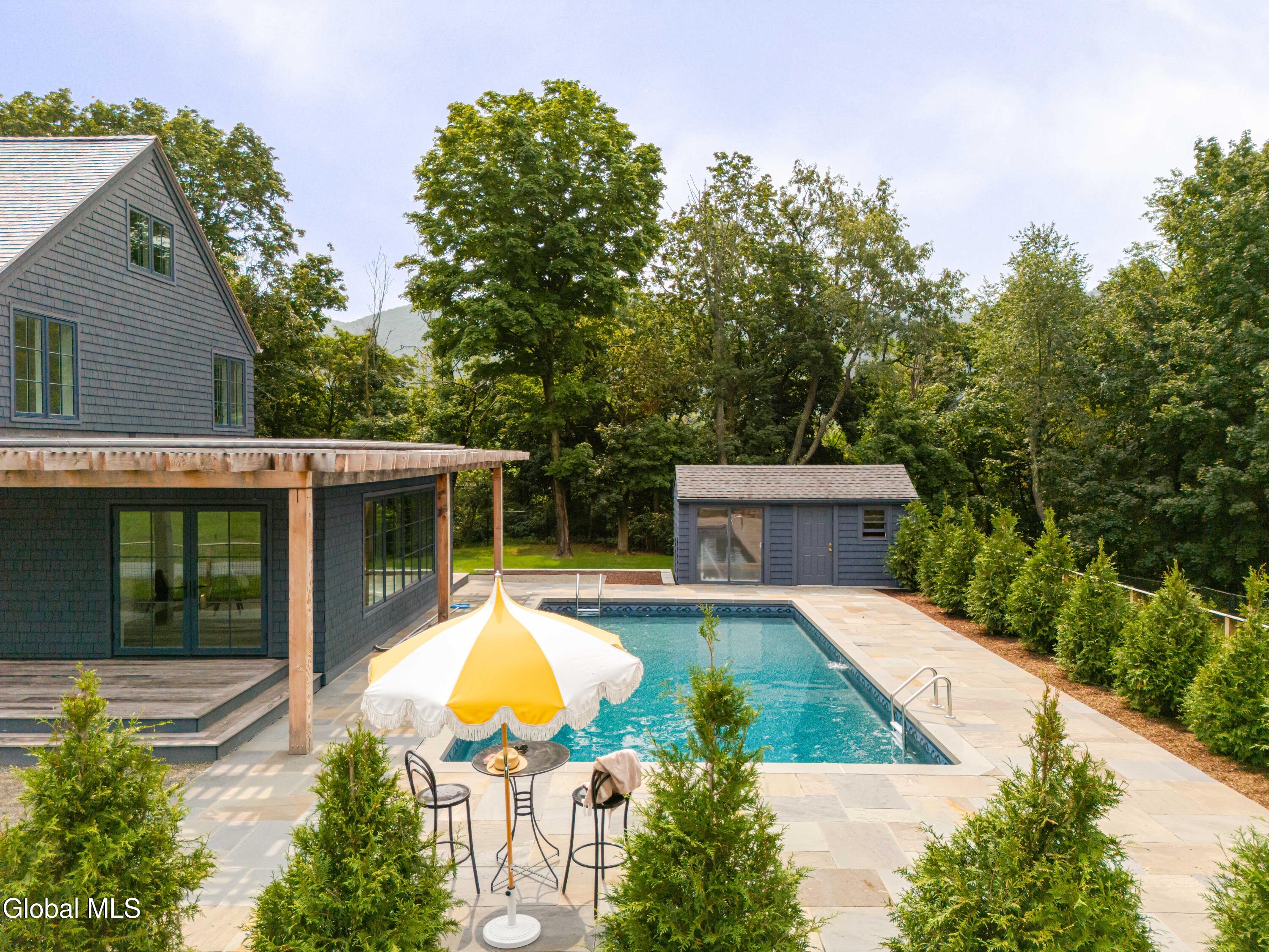 20 Dallis Place