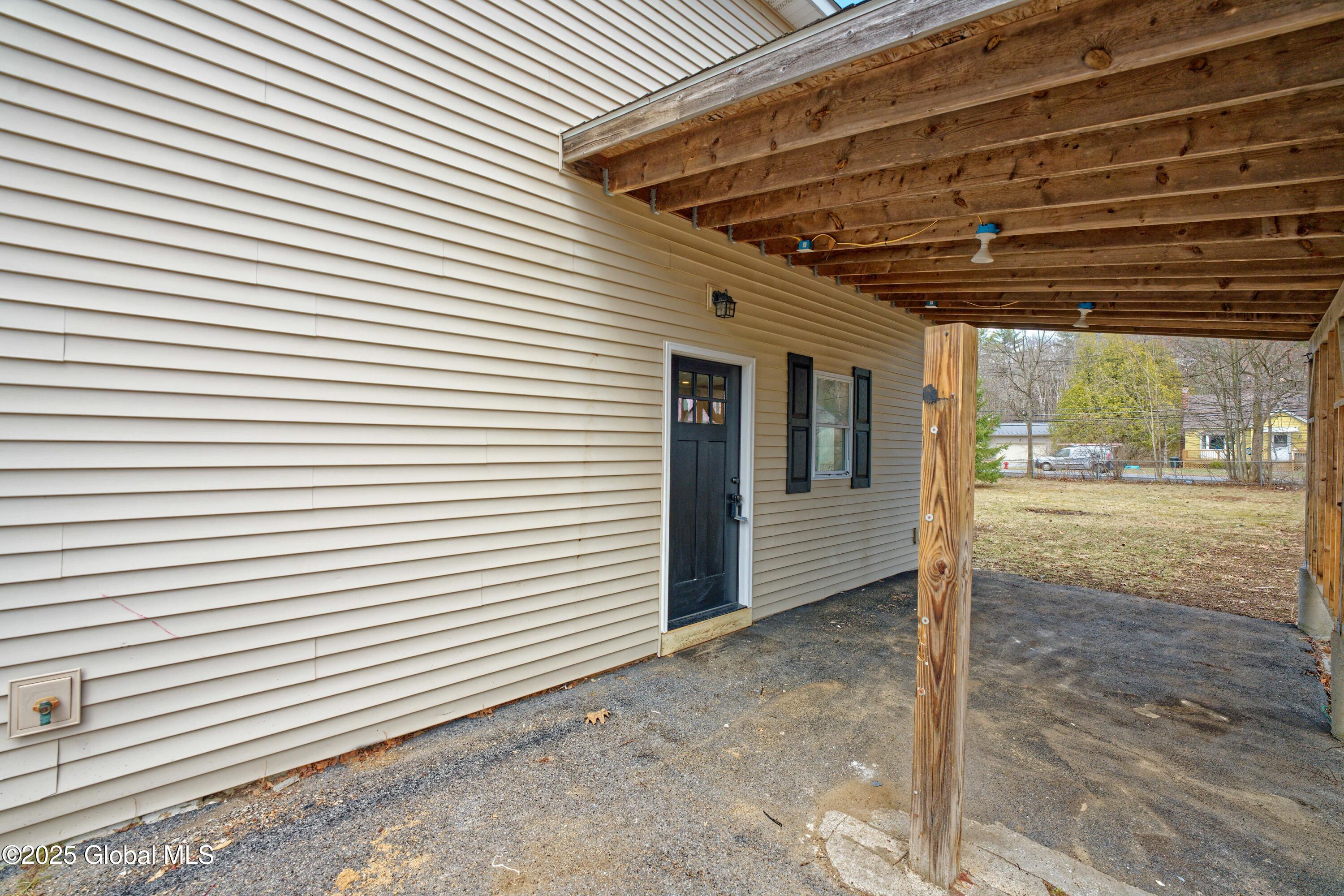 122 Harris Avenue, Lake Luzerne, New York image 4