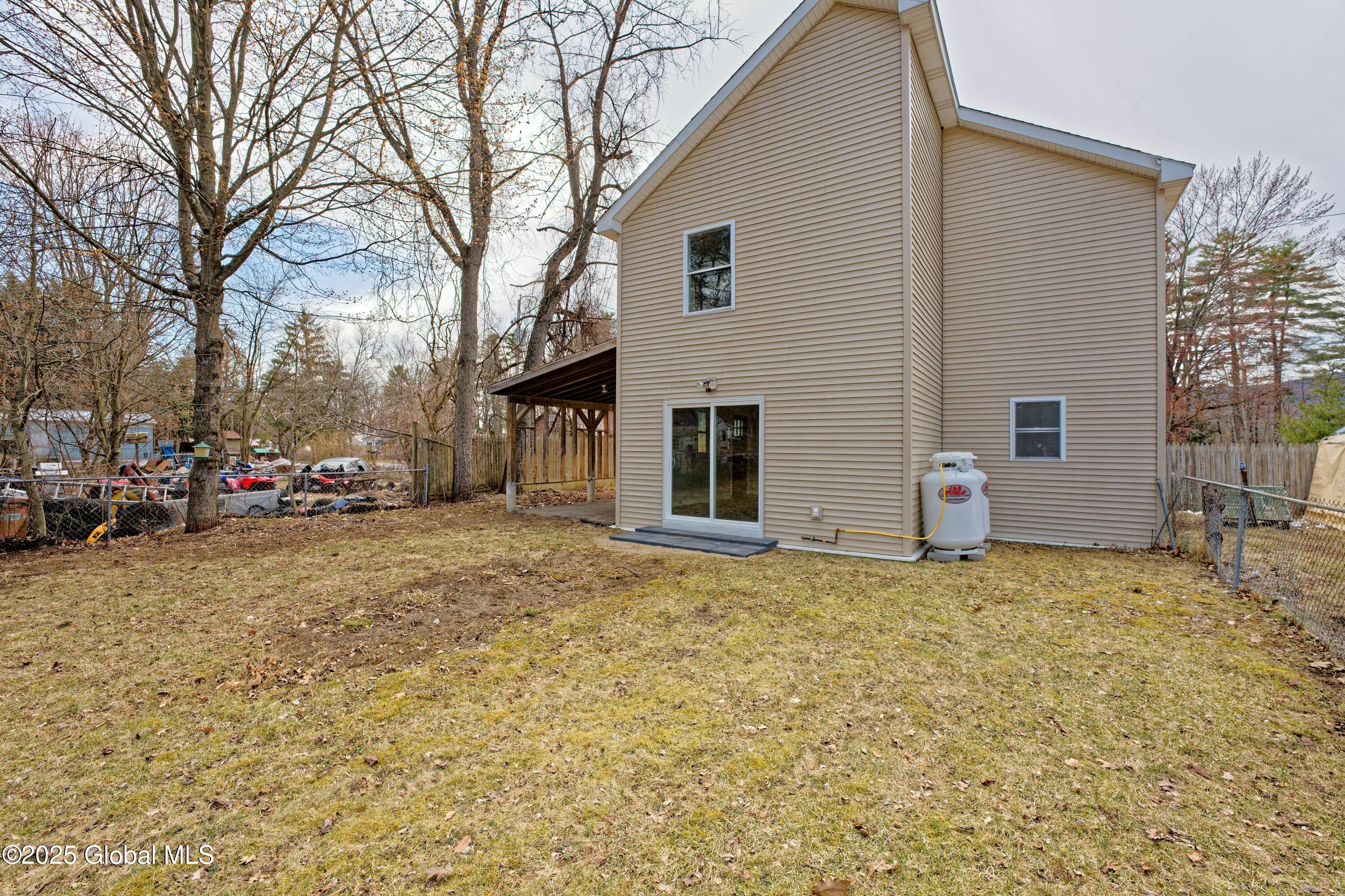 122 Harris Avenue, Lake Luzerne, New York image 34