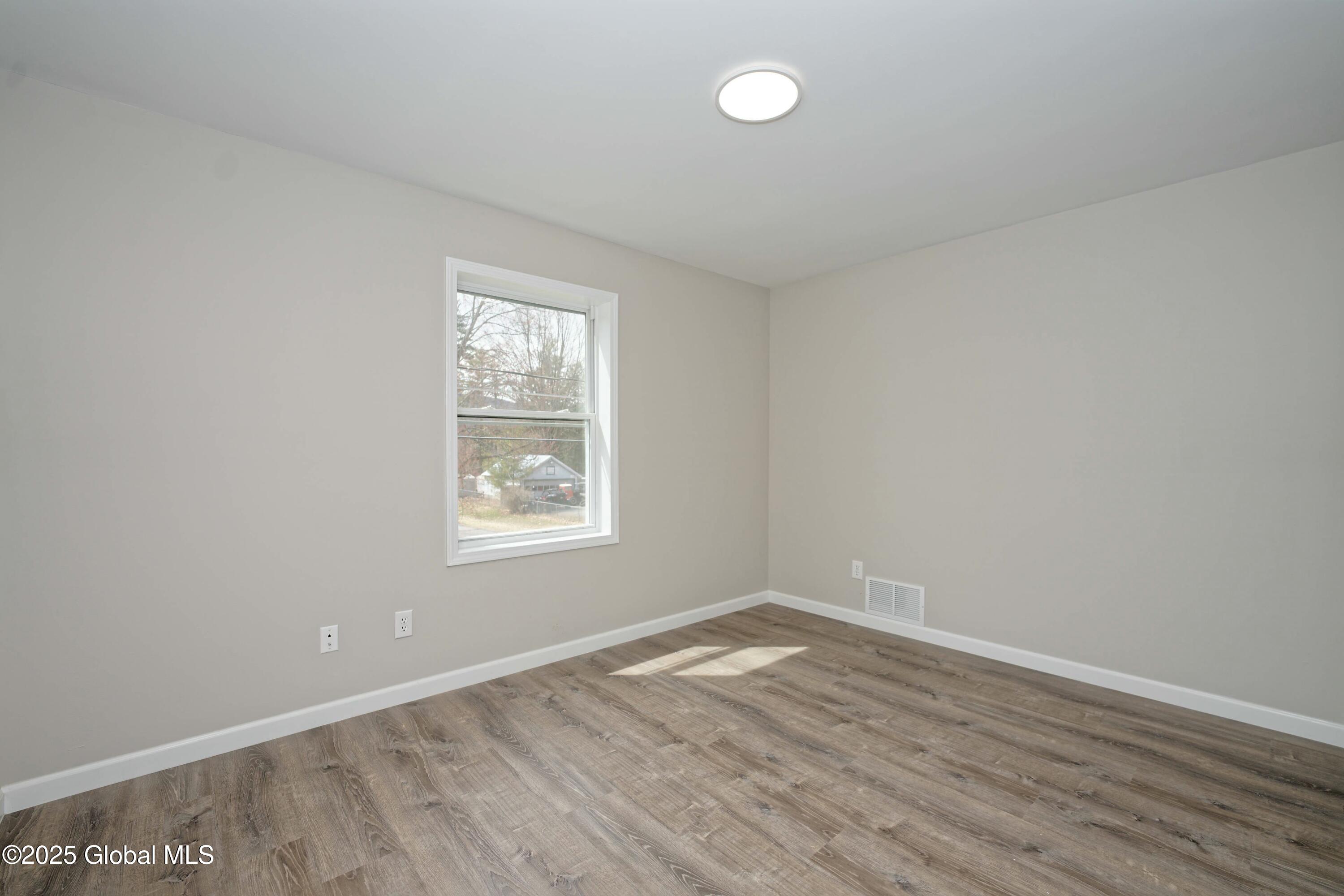 122 Harris Avenue, Lake Luzerne, New York image 26