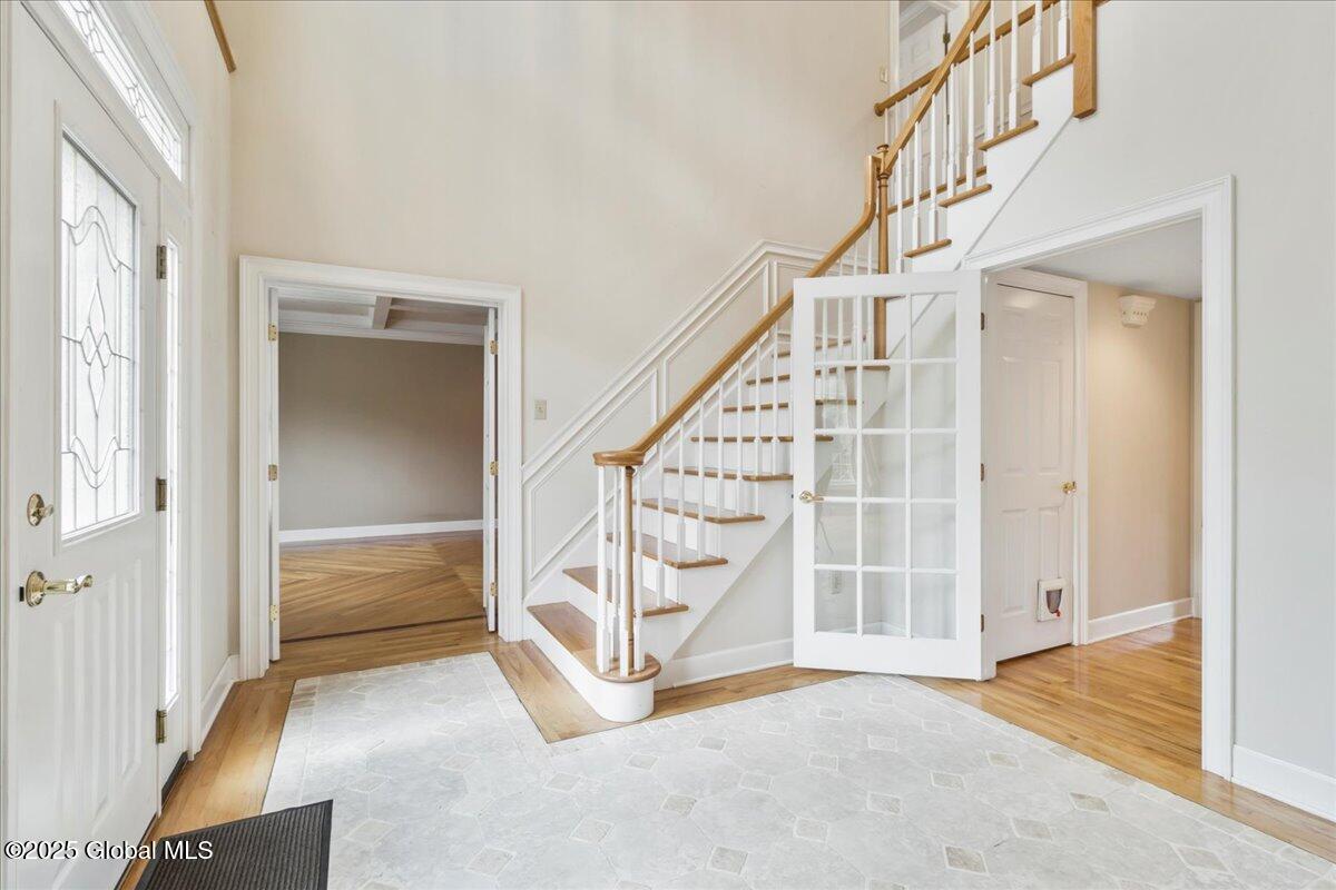 209 Menlo Park Road, Niskayuna, New York image 4