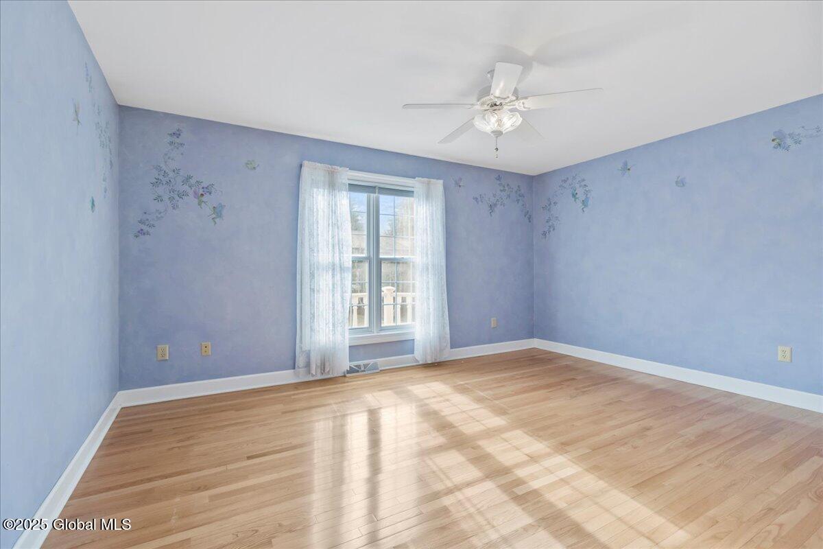 209 Menlo Park Road, Niskayuna, New York image 26