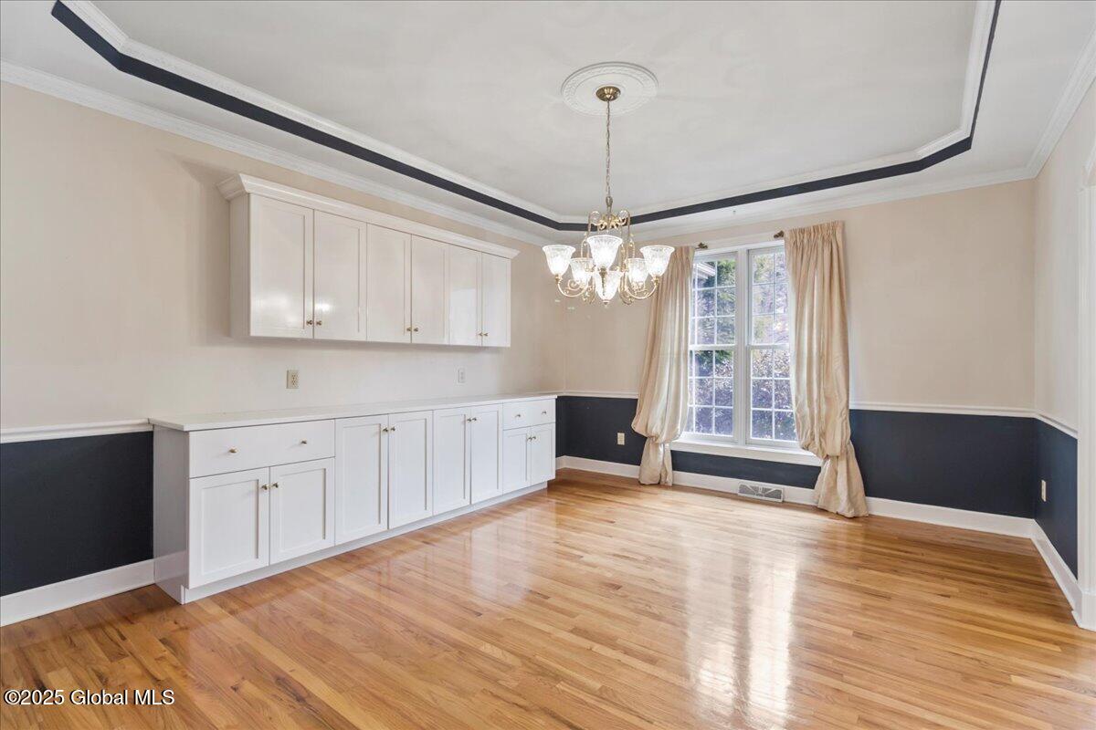 209 Menlo Park Road, Niskayuna, New York image 16