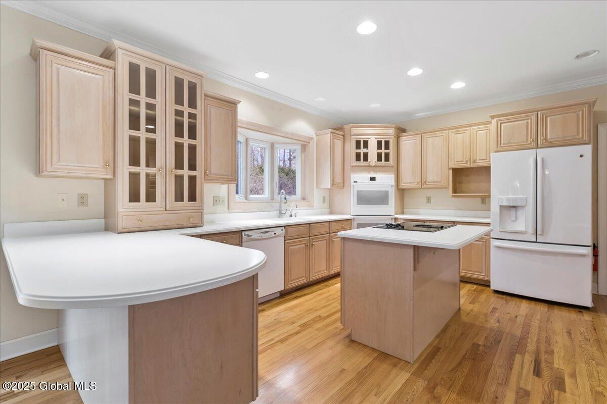 209 Menlo Park Road, Niskayuna, New York image 13