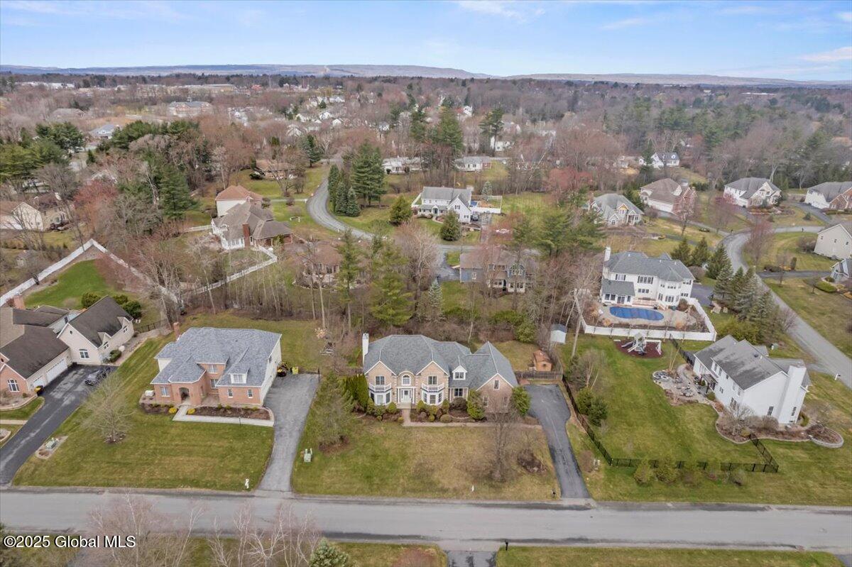 209 Menlo Park Road, Niskayuna, New York image 3