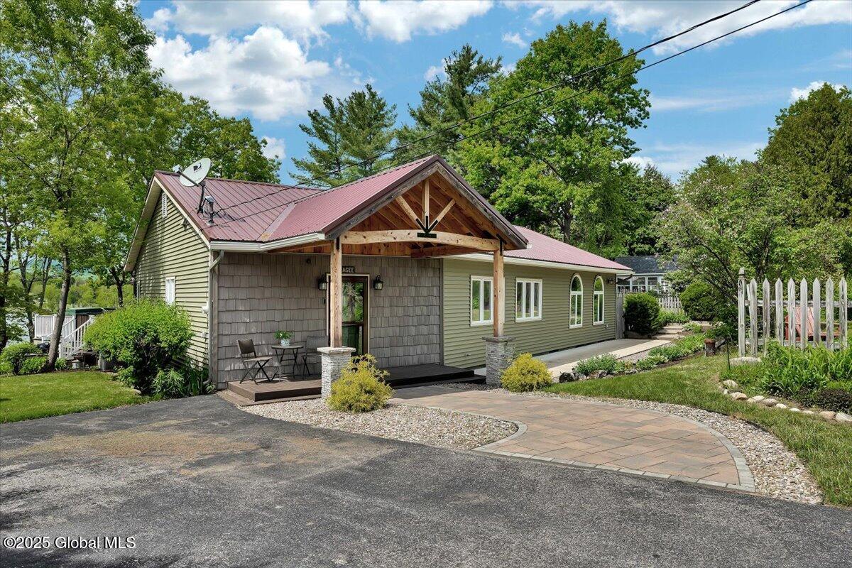 145 Woodland Avenue, Gloversville, New York image 6