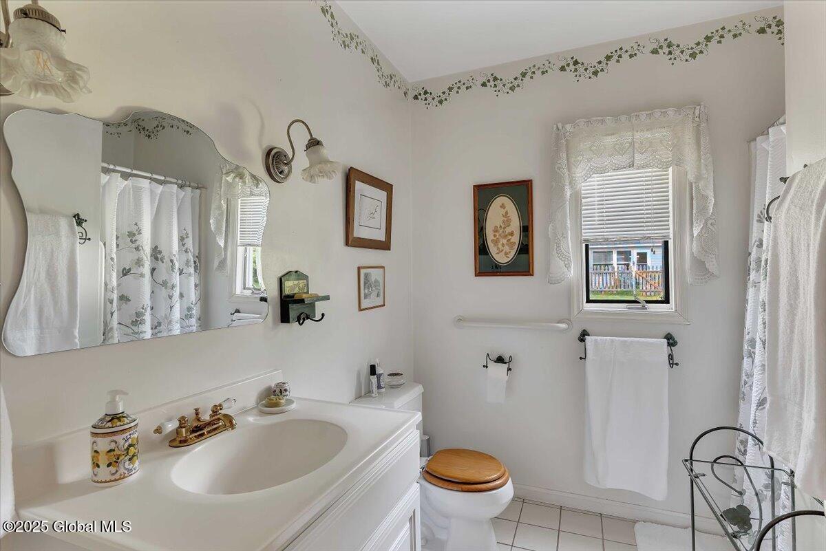 145 Woodland Avenue, Gloversville, New York image 29