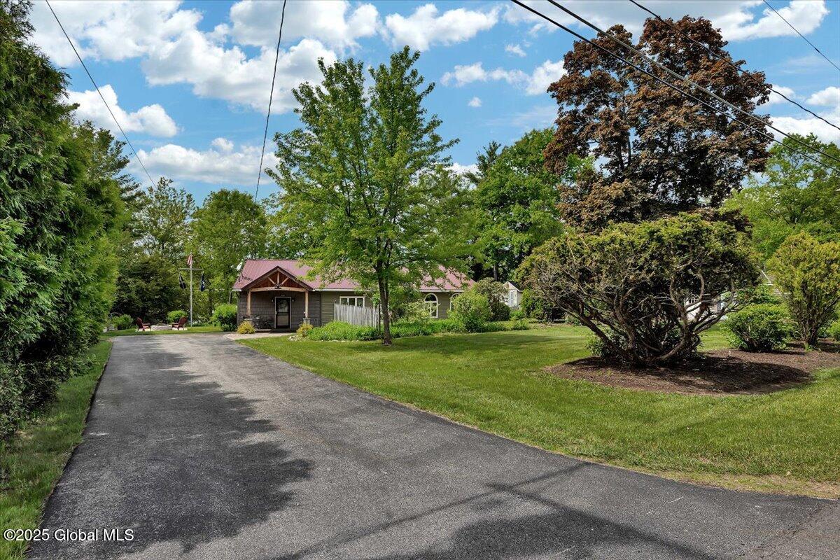 145 Woodland Avenue, Gloversville, New York image 2