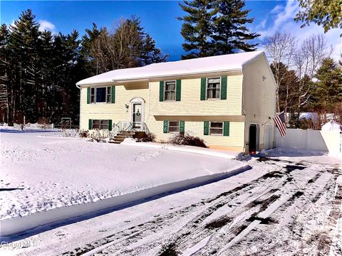 17 Herald Drive Queensbury NY 12804
