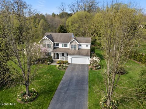 Photo of 12 Patriot Circle, Clifton Park, NY 12065 (MLS # 202615469)
