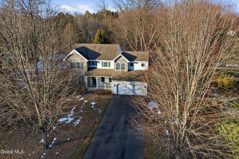 Photo of 12 Patriot Circle, Clifton Park, NY 12065 (MLS # 202615469)