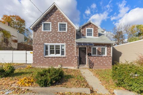 Photo of 1513 Broadway, Schenectady, NY 12306 (MLS # 202529549)